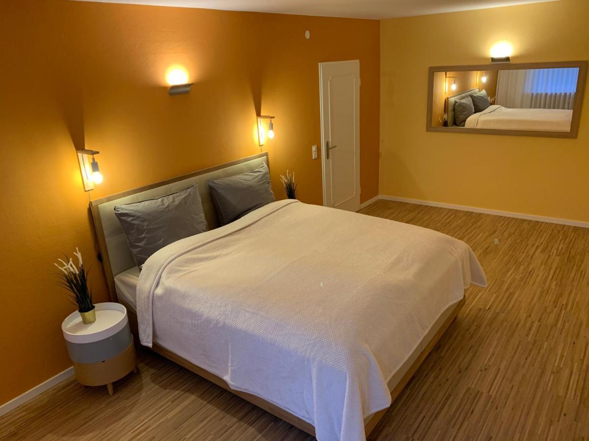 Moderne Ferienwohnung Nahe Swr Und Golfplatz Baden-Baden Extérieur photo